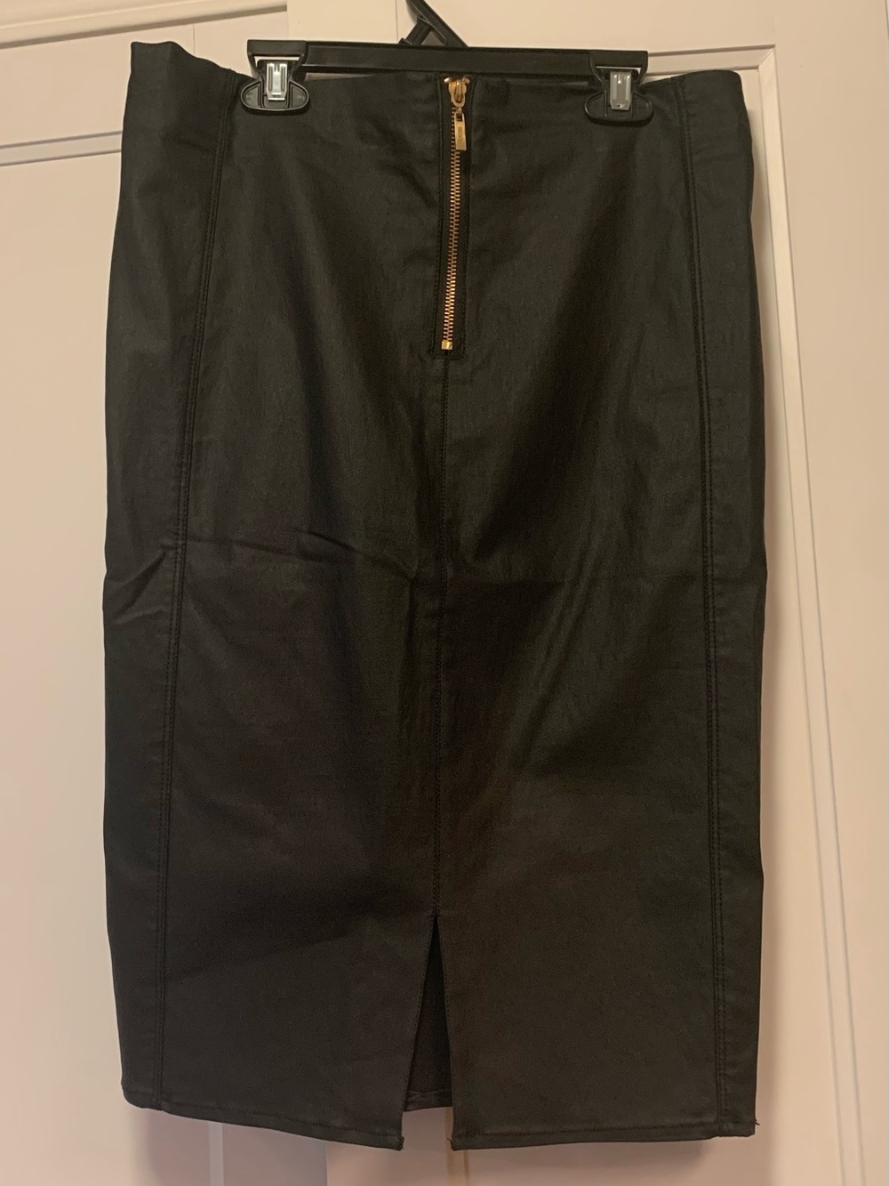GUESS Black Vegan Leather Pencil Skirt Large Chic Minimalist Career Bodycon - Picture 5 of 8